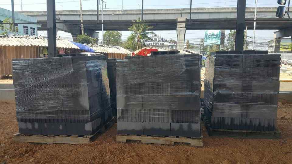 อิฐบล็อก 7 ซม. หน้างาน ถ.บางนา-ตราด กม. 19 สมุทรปราการ (2)